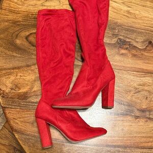 NWOT Heart in D Elegant Red Women's Faux Suede Stretch Boots